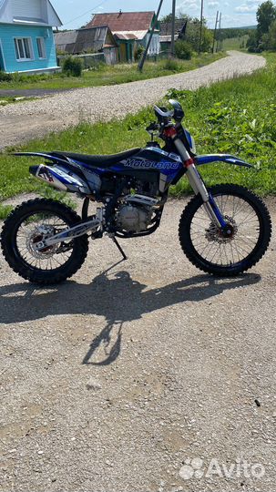 Продаю motoland 300