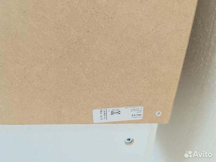 Угловой письменный стол Micke IKEA