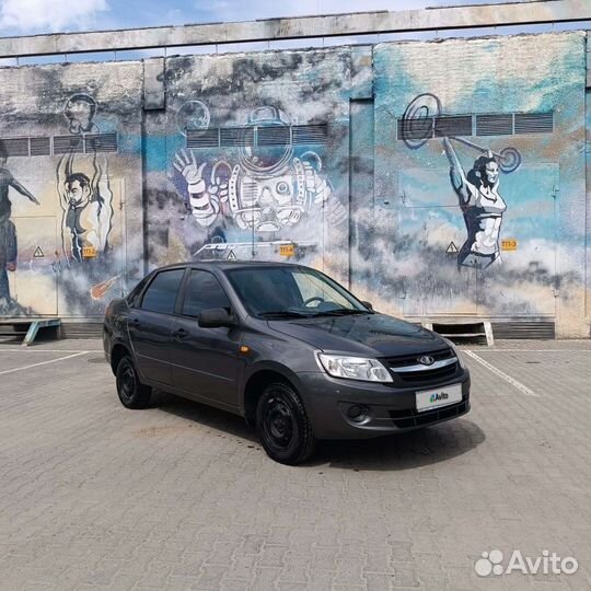LADA Granta 1.6 МТ, 2013, 196 000 км