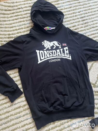 Худи lonsdale
