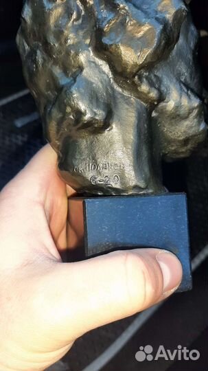 Бюст Пушкина