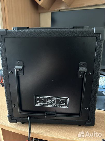 Гитарный комбоусилитель Rocket GA10
