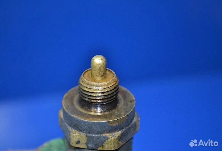 Датчик давления масла DAF XF105 (01.05)