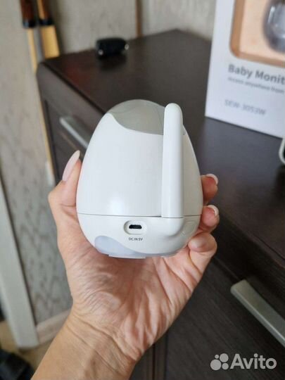 Видео няня Samsung SEW-3053W с одной камерой