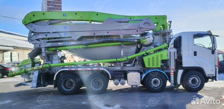 Автобетононасос Isuzu Giga, 2025