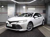 Toyota Camry 3.5 AT, 2018, 61 400 км, с пробегом, цена 3 120 000 руб.