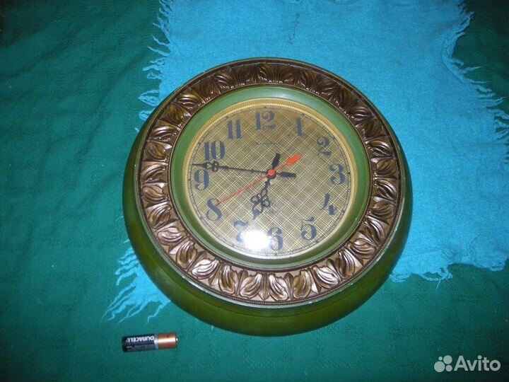 Часы Янтарь Jantar Маяк настенные карниз СССР корп