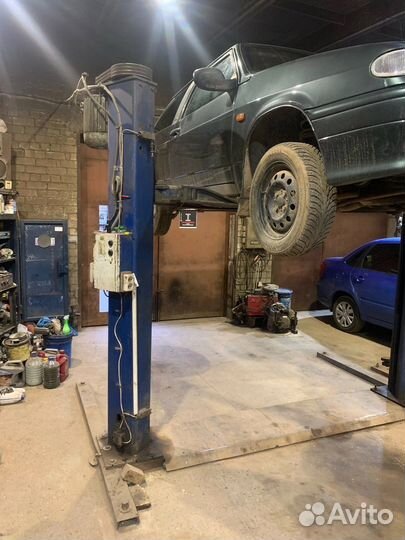 Подъемник автомобильный двухстоечный