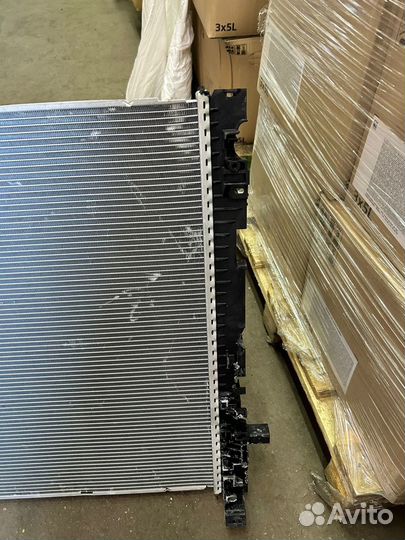 Радиатор охлаждения BMW X5M F95 X6M F96