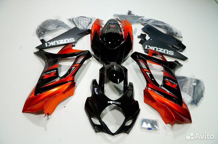 Комплект пластика для мотоциклов Suzuki