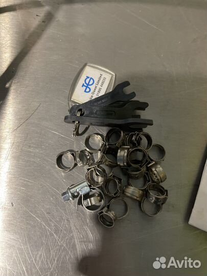 Бочка н/ж 60л без крышки с краном и всякие мелочи