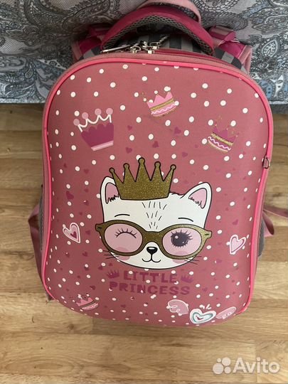 Школьный рюкзак