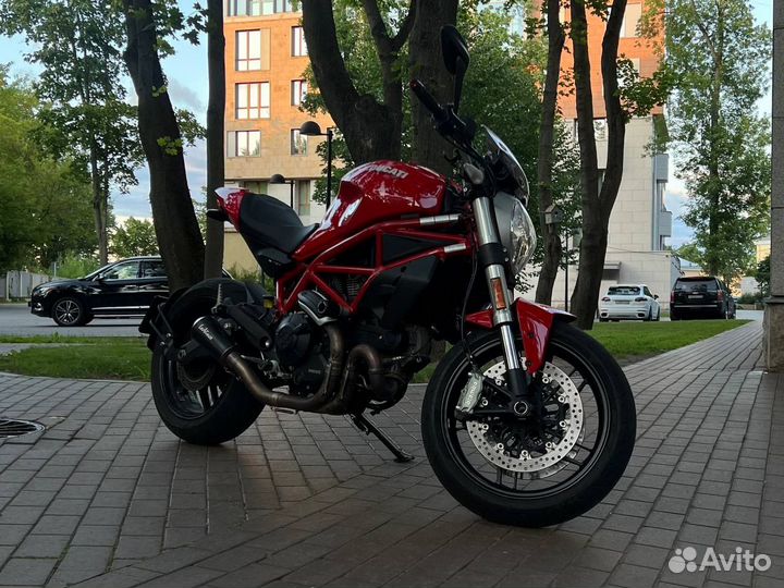 Ducati monster 797