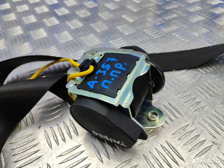 Ремень безопасности передний правый Volkswagen