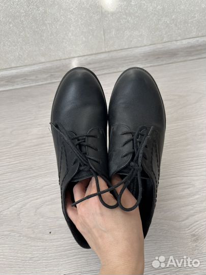 Полуботинки кожаные 37 размер