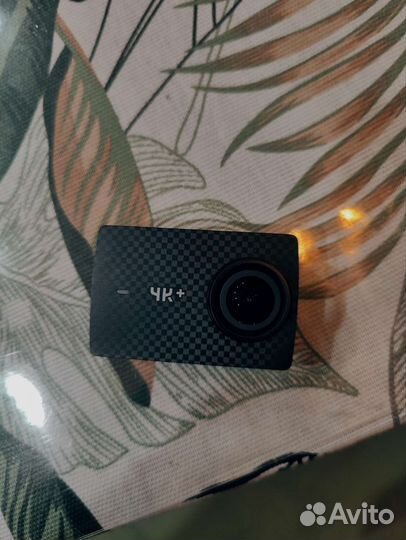 Экшн камера xiaomi yi 4k+