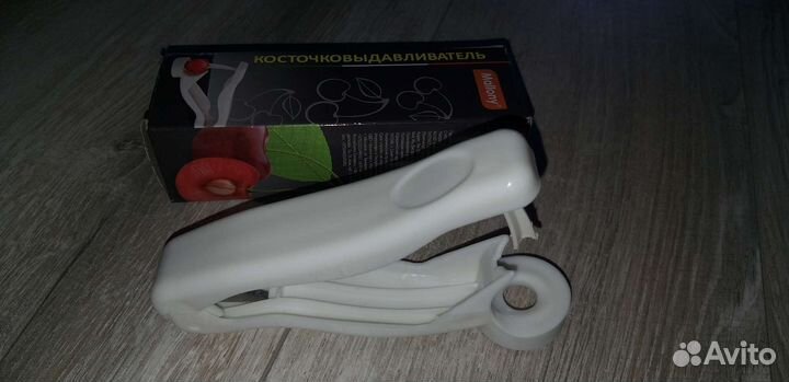 Косточковыдавливатель для вишни