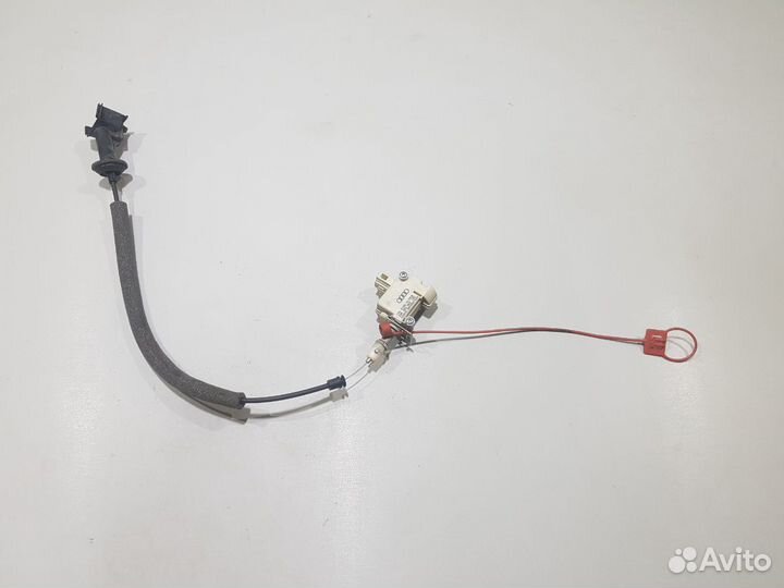 Актуатор замка лючка бензобака ауди а8 audi s8