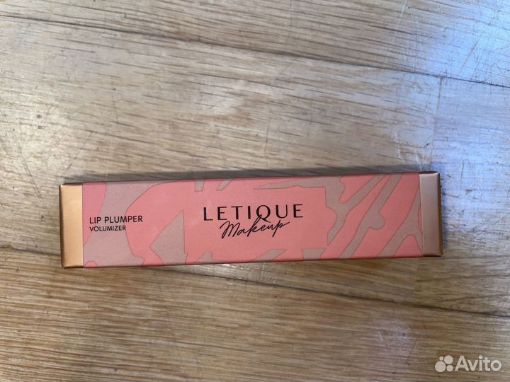 Плампер для губ volumizer оттенок Pleasure Letique