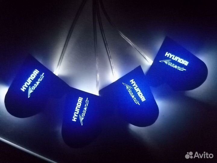 Подсветки в ручки салона Hyundai Акцент