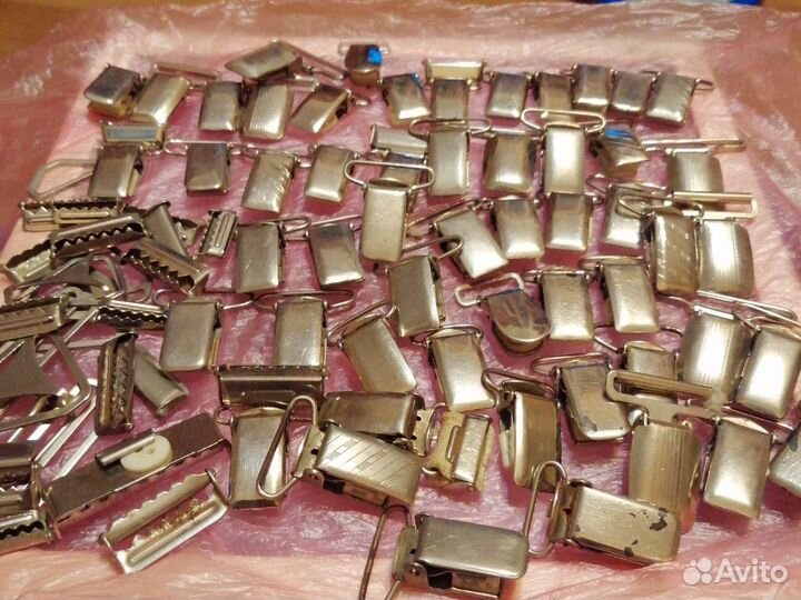 Защелка для подтяжки