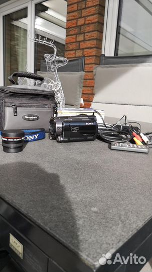 Видеокамера sony HDR- XR 520