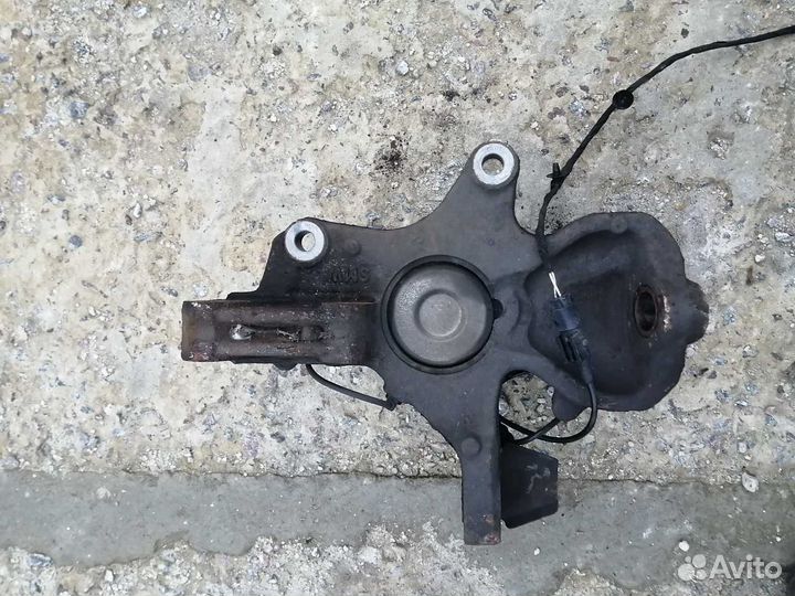 Поворотный Кулак Ступица Мерседес Спринтер 906