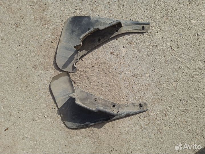 Брызговики передние Мазда 626 GC