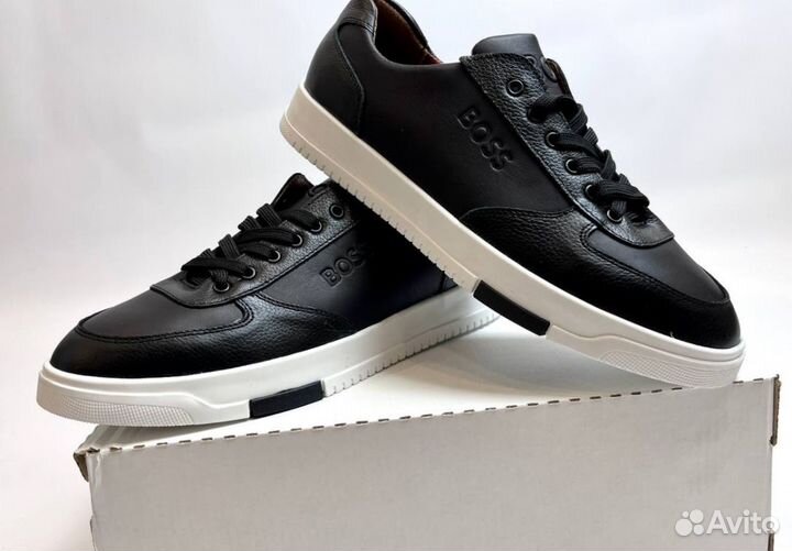 Кроссовки Boss модные