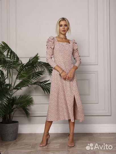 Платье женское 46 размер