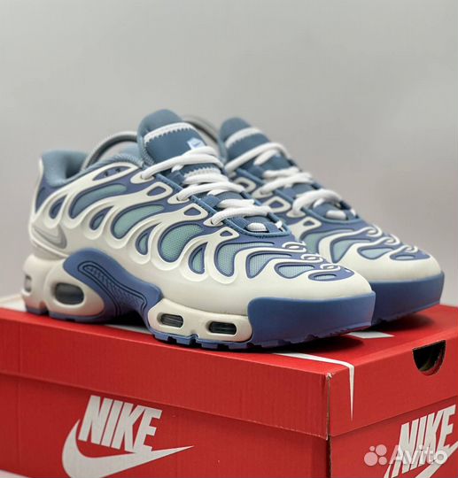 Кроссовки Nike Air Max Plus