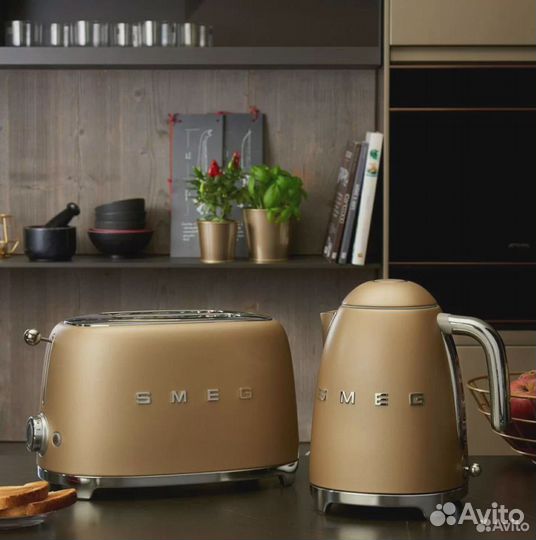 Тостер Smeg TSF01chmeu шампань новый