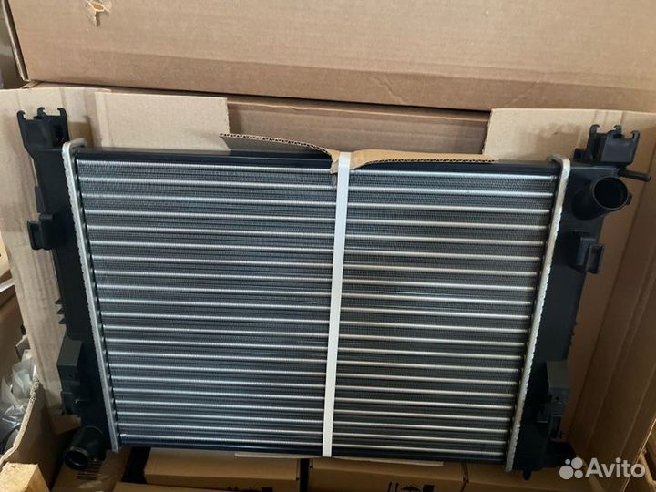 Радиатор двс Renault Kaptur