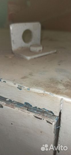 Сейф металлический большой