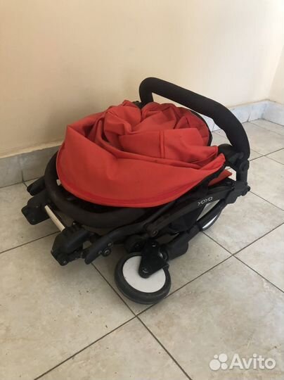 Прогулочная коляска yoya