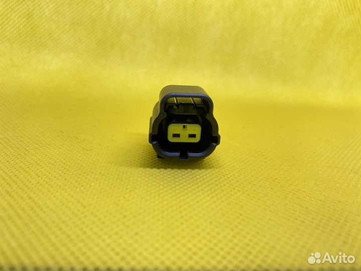 Разъем датчика повторителей указ поворот 174352-2