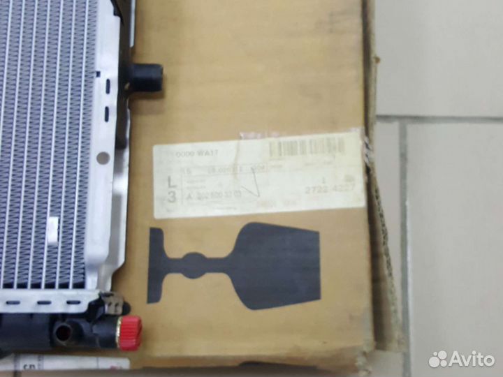 Радиатор системы охлаждения MB W202