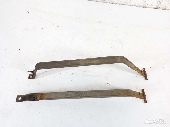 Лента крепления топливного бака Mitsubishi Lancer