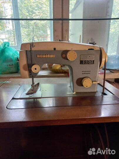 Швейная машинка ножная Veritas