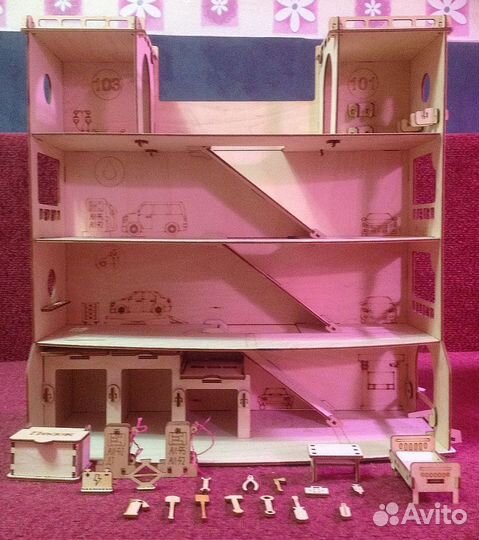 Деревянная парковка 