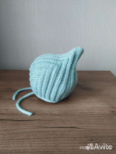 Шапочка вязаная бесшовная