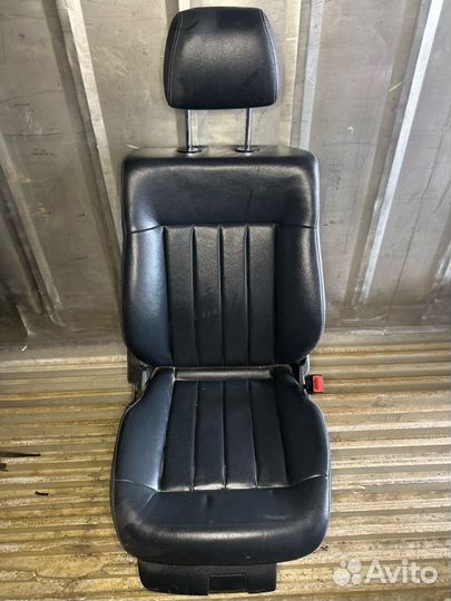 Сиденье переднее правое Mercedes-Benz E-Class W212