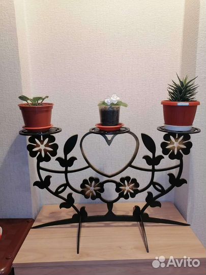 Подставка под цветы