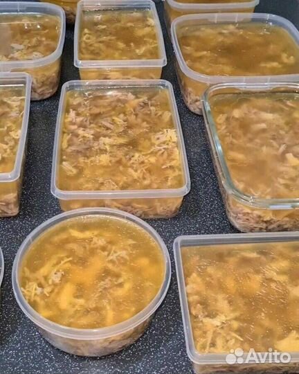 Домашний холодец, пельмени, голубцы и др