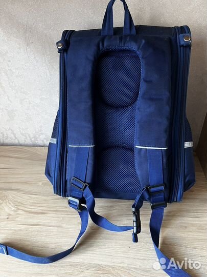 Школьный рюкзак