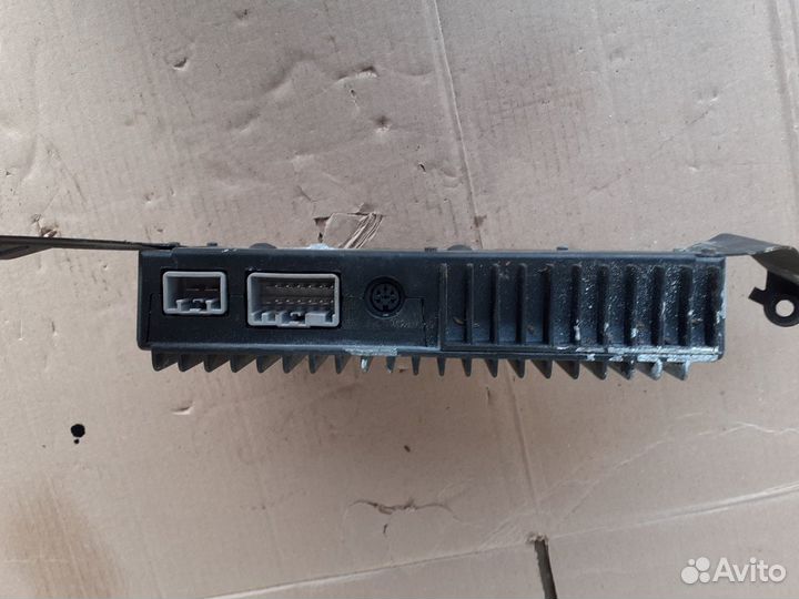 Усилитель акустической системы Вольво S60, S80