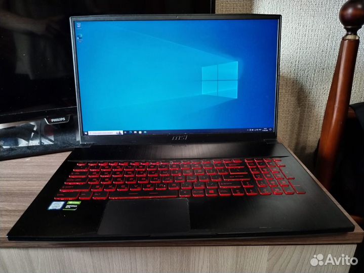 Игровой ноутбук msi 17f2