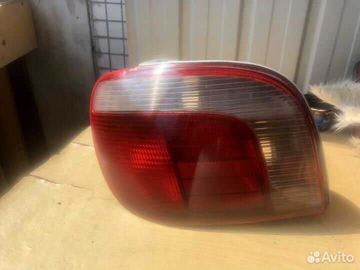 Задний фонарь