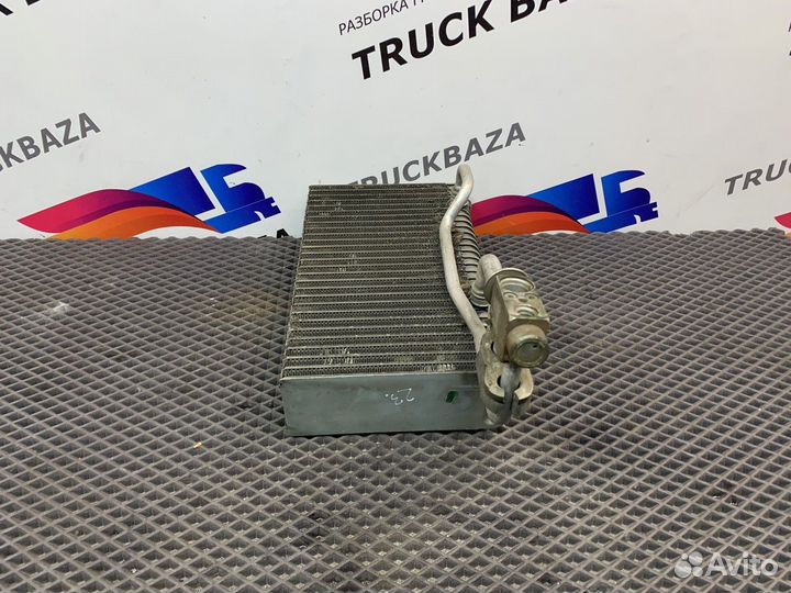 Радиатор кондиционера Renault Premium