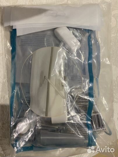 Фурнитура для окон.Замок для окон